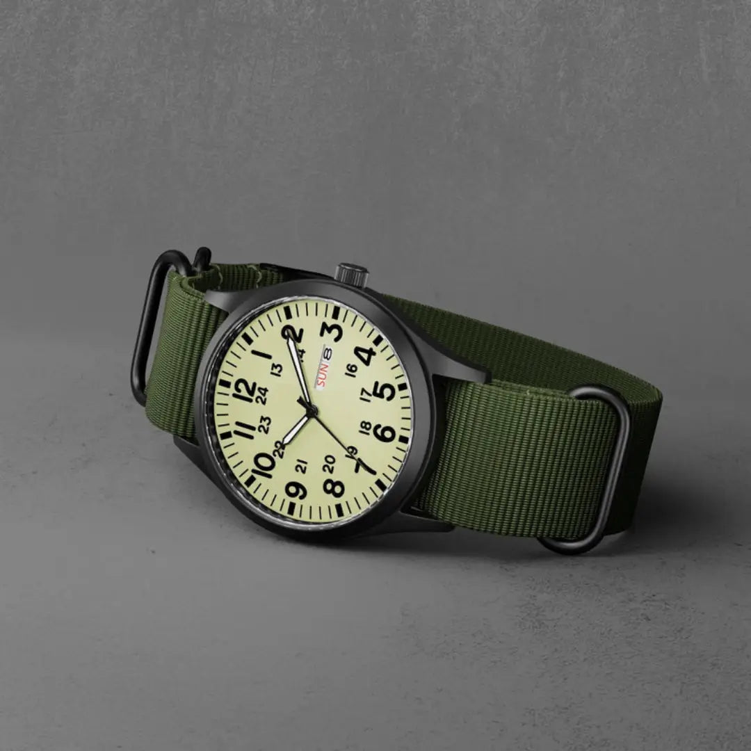 Military Field Watch 41 — Built for Real-World Adventure