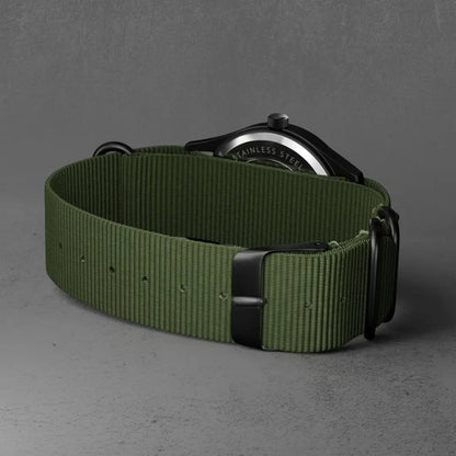 Military Field Watch 41 — Built for Real-World Adventure